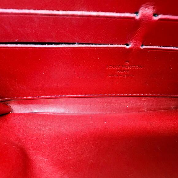 Louis Vuitton Vernis Patent Leather Monogram Zippy Wallet Red Complete with Box - Picture 12 of 13